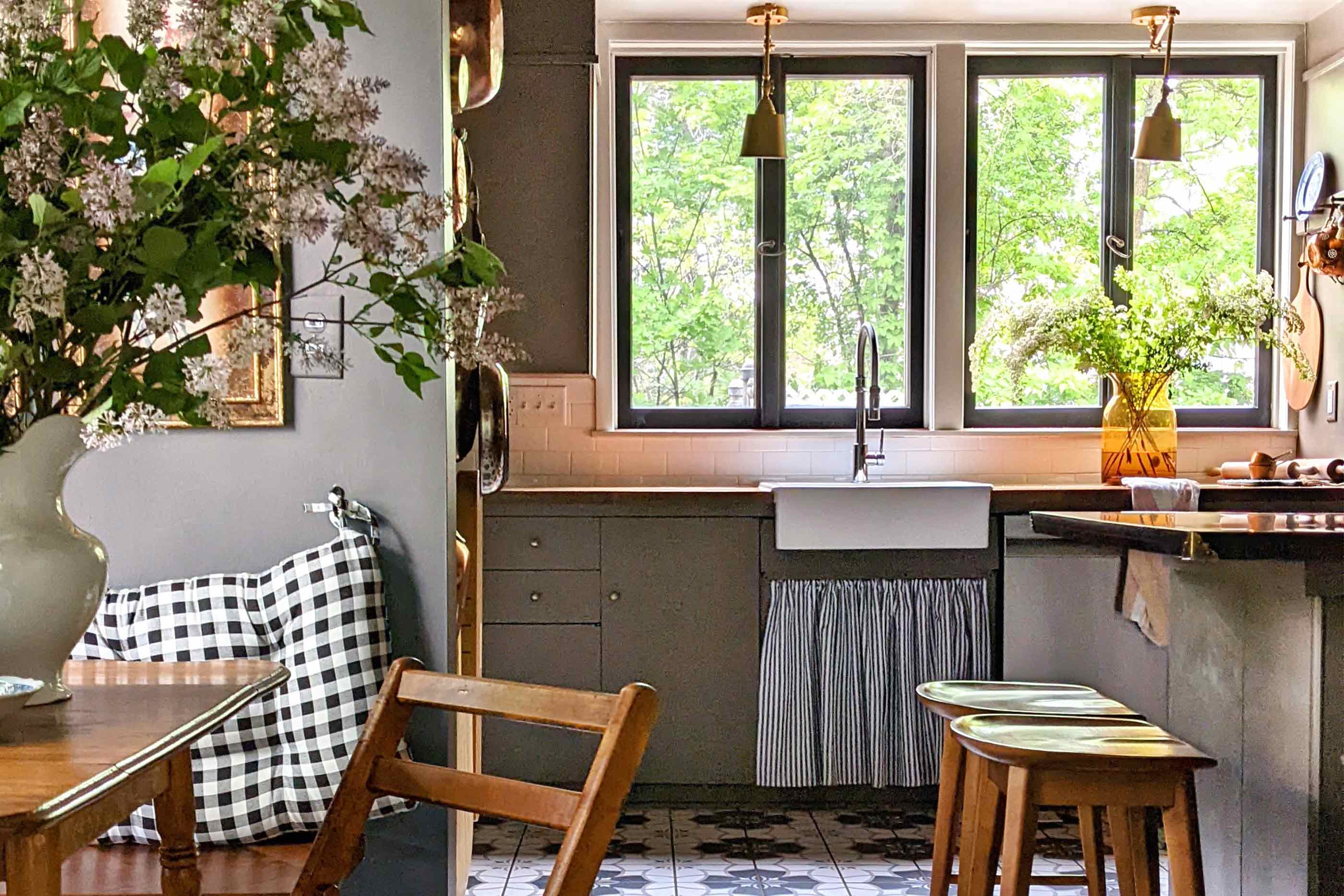 How to Build a Cozy Kitchen Nook: Our Top Design Ideas